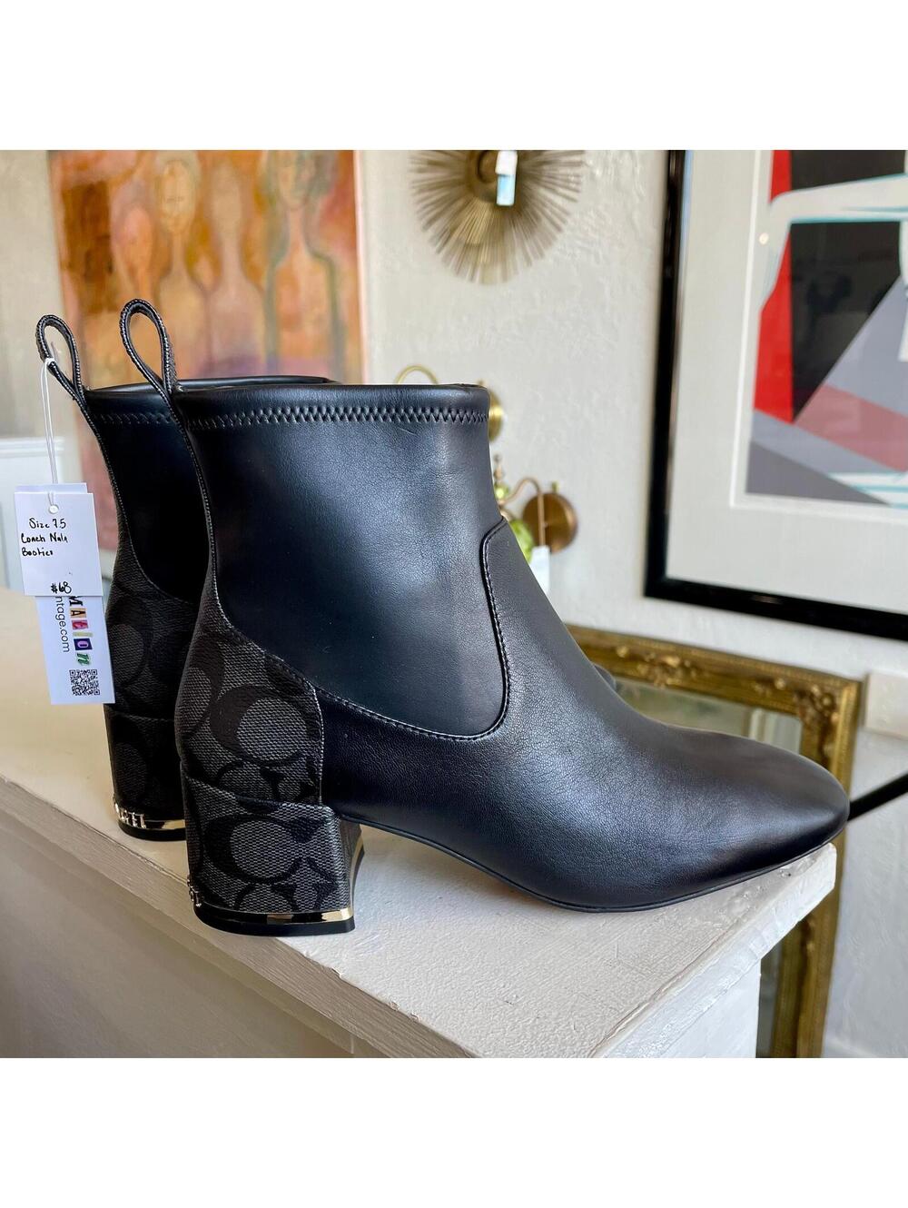 Coach Signature Nala Bootie | Size 7